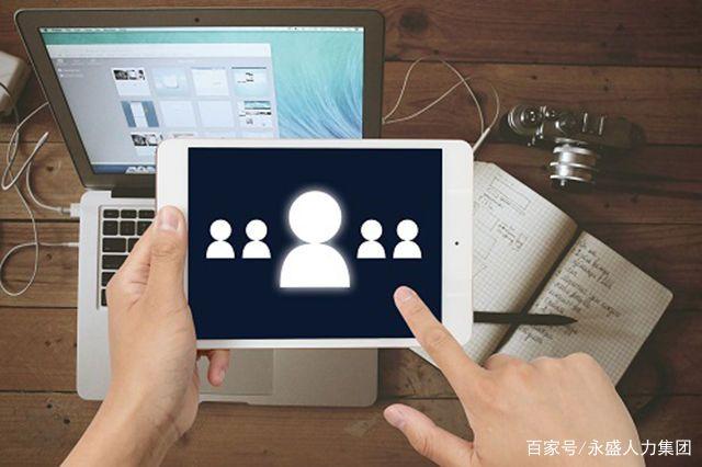 c6b5ba2714705a5972e58d0c4bcd400.jpg c6b5ba2714705a5972e58d0c4bcd400.jpg