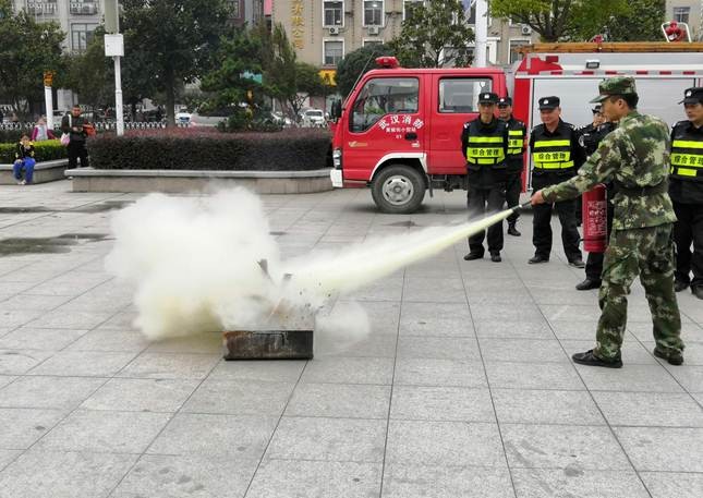 說明: 899353875884788181